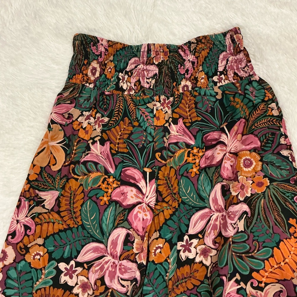 Vince Camuto | Floral Wide Leg Challis Pants size Small NWT - Picture 3 of 12